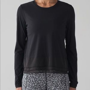 Lululemon Sole Training long Sleeve